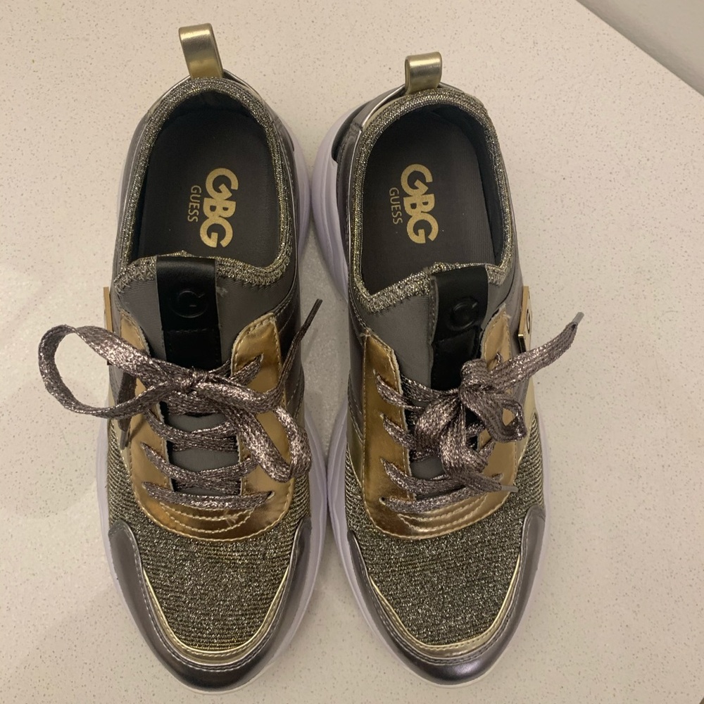 Guess Trainers - Picture 3 of 4